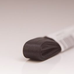 APAVU ŠŅORES PLAKANAS SATĪNA 12 MM